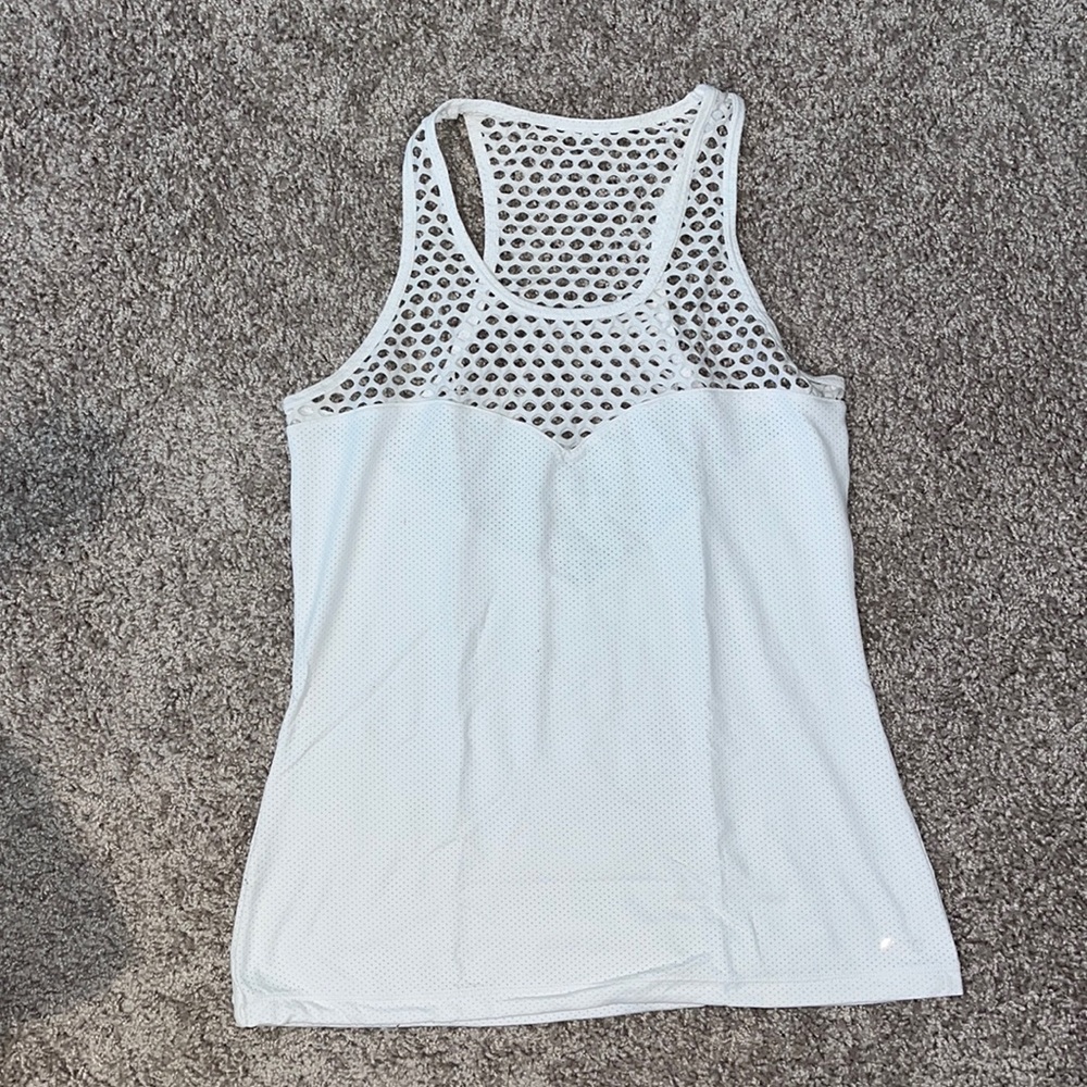 Lorna Jane top